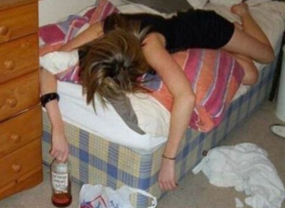 Ну уж очень пьяные девушки