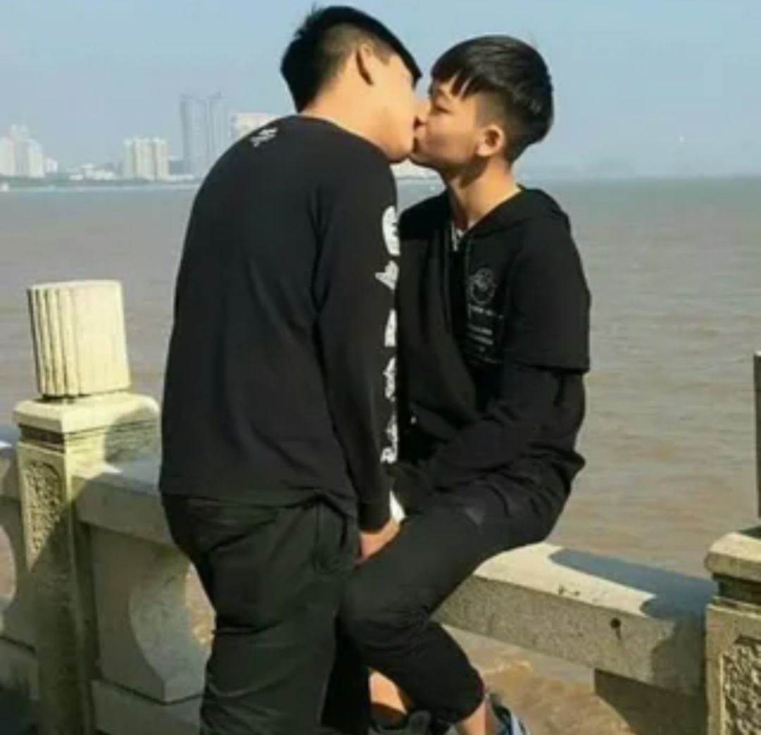 Молодые Китайские Гей Милашки Ванной Комнаты Секс