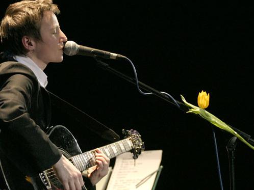 Слушать сурганову белая песня. Сурганова цветы и звезды