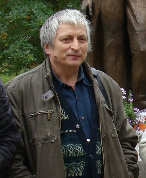 Александр Шубняков