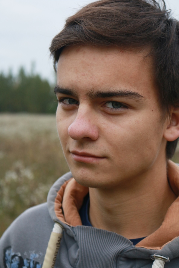 Андрей Лутов