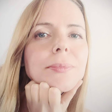 Юлия Деревцова