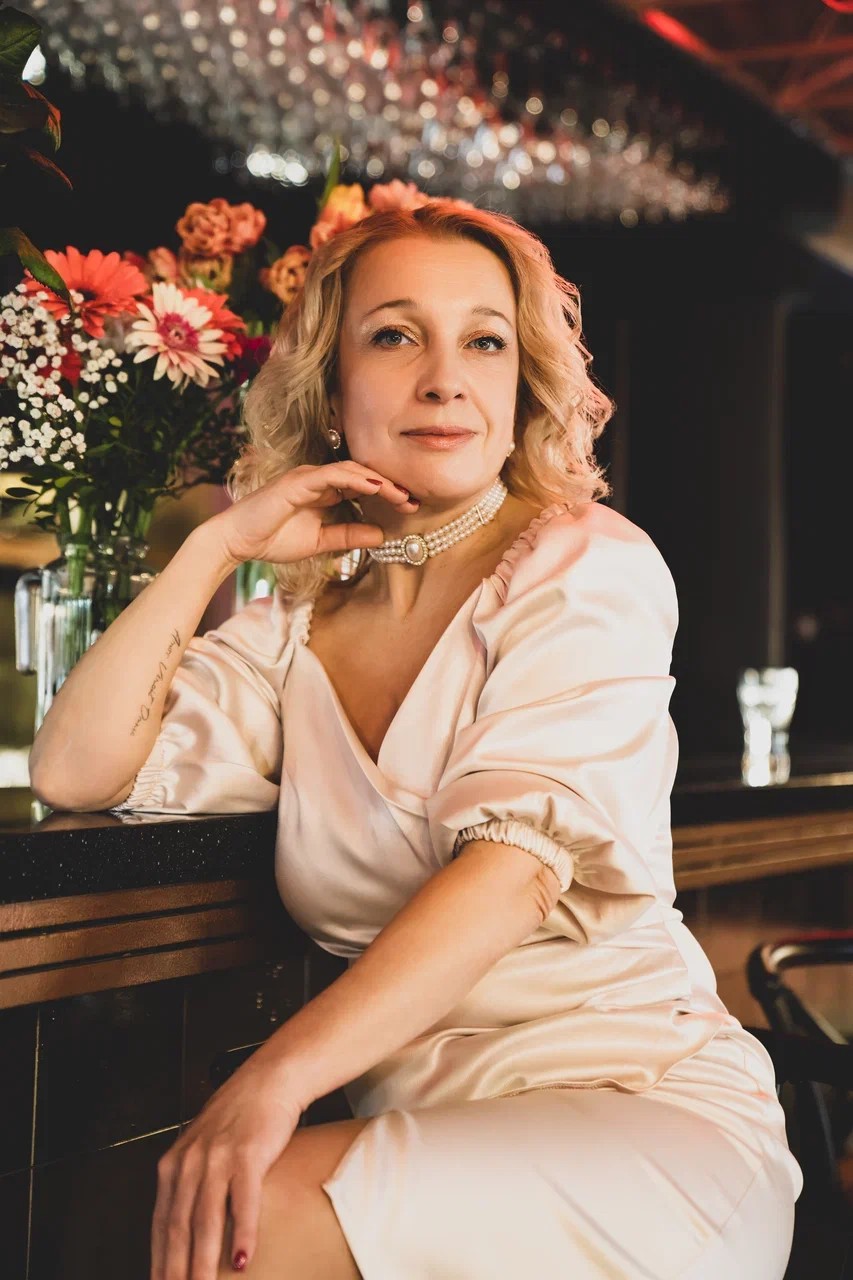 Лена Дерзкова