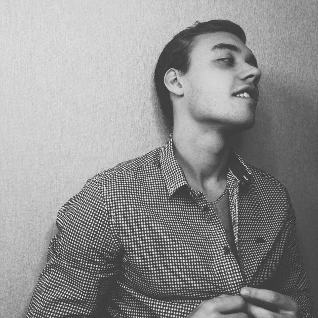 ����� ����� 18