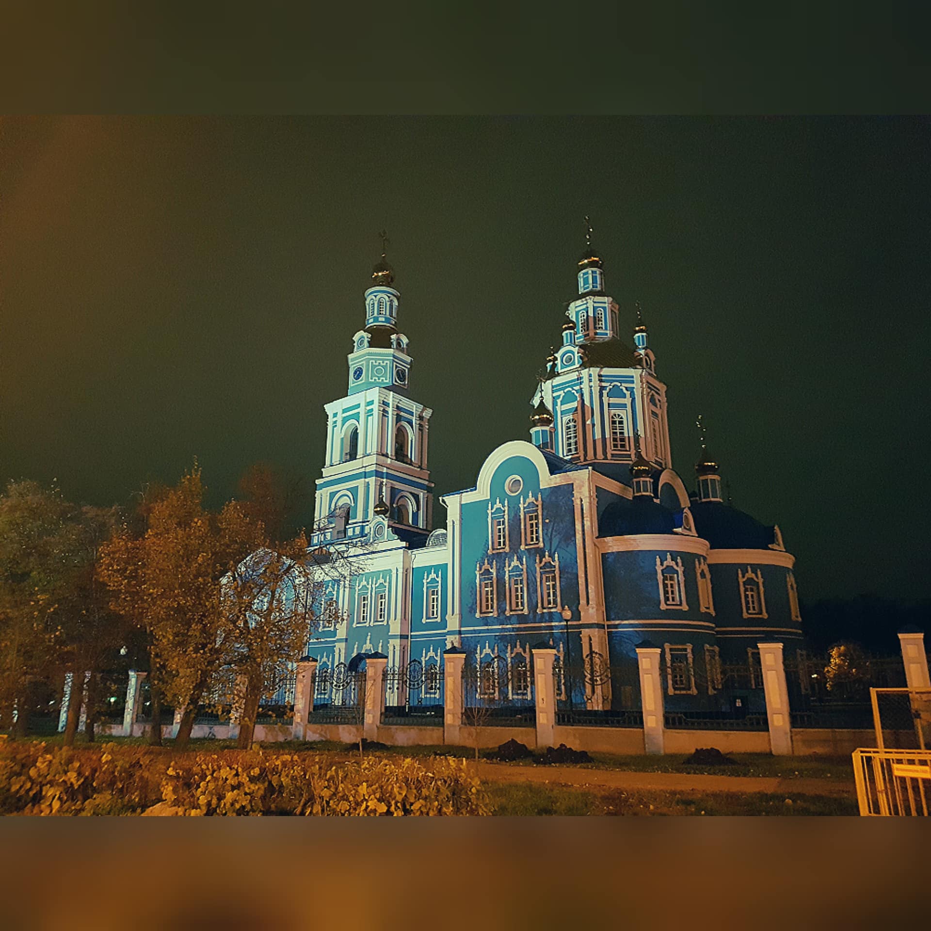 Храм ночью