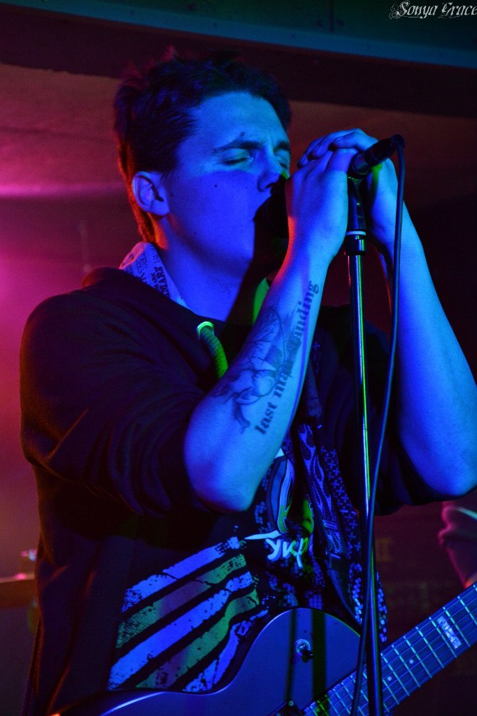 ������� ����