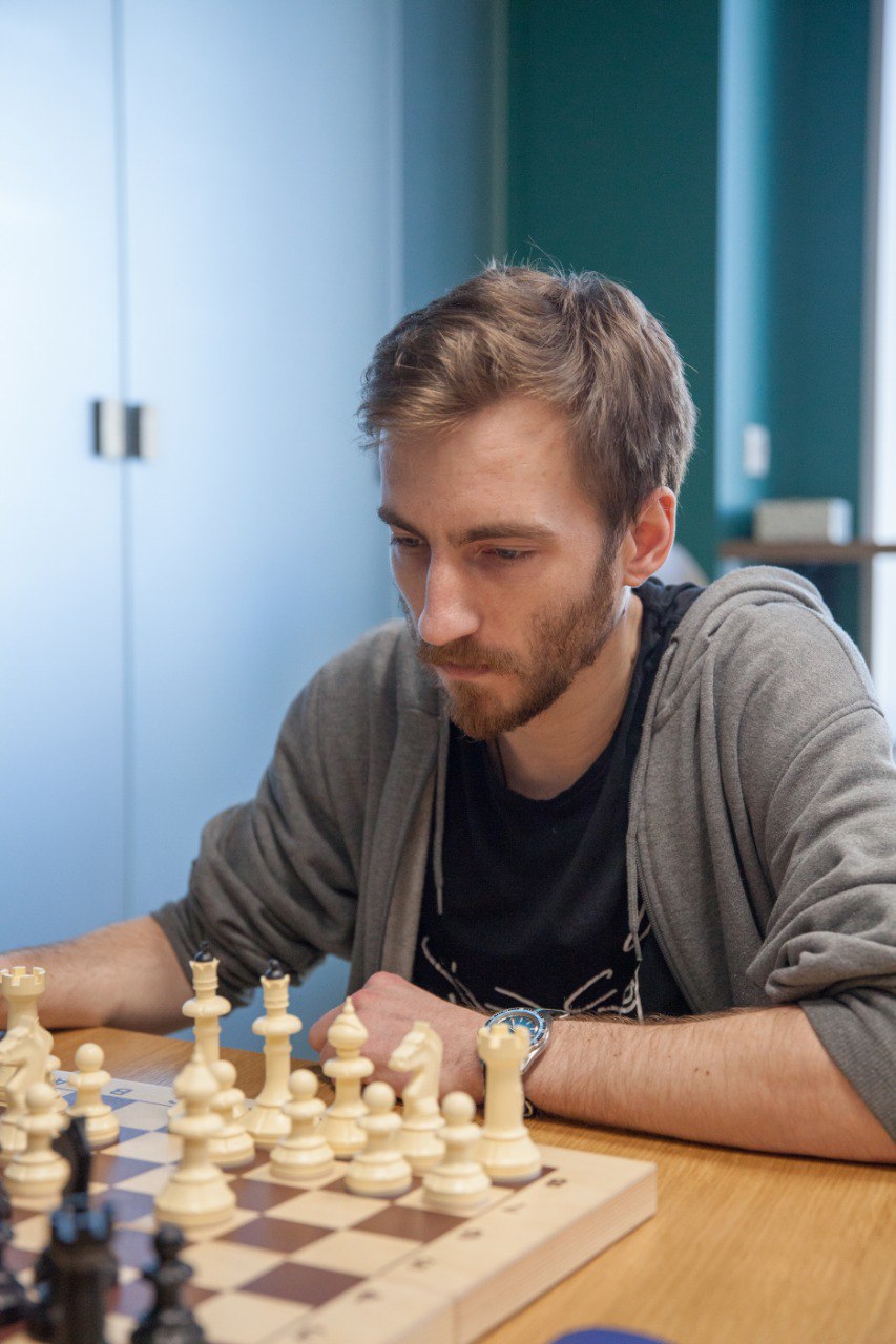 ����� ������