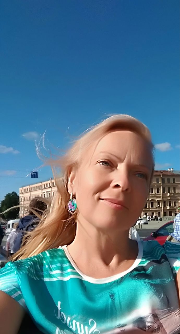 Илона Захарова