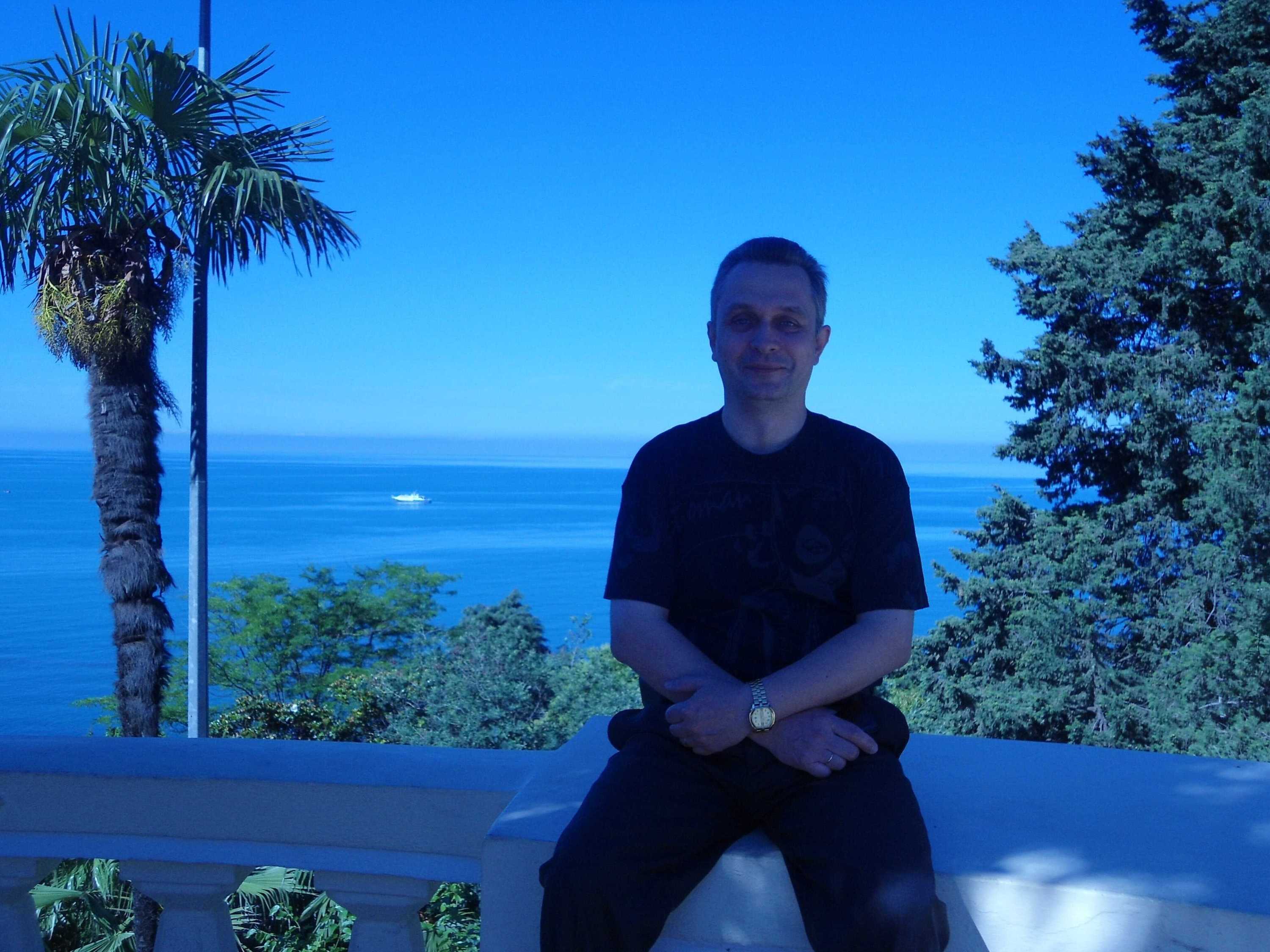 Сергей Аратов / Стихи.ру