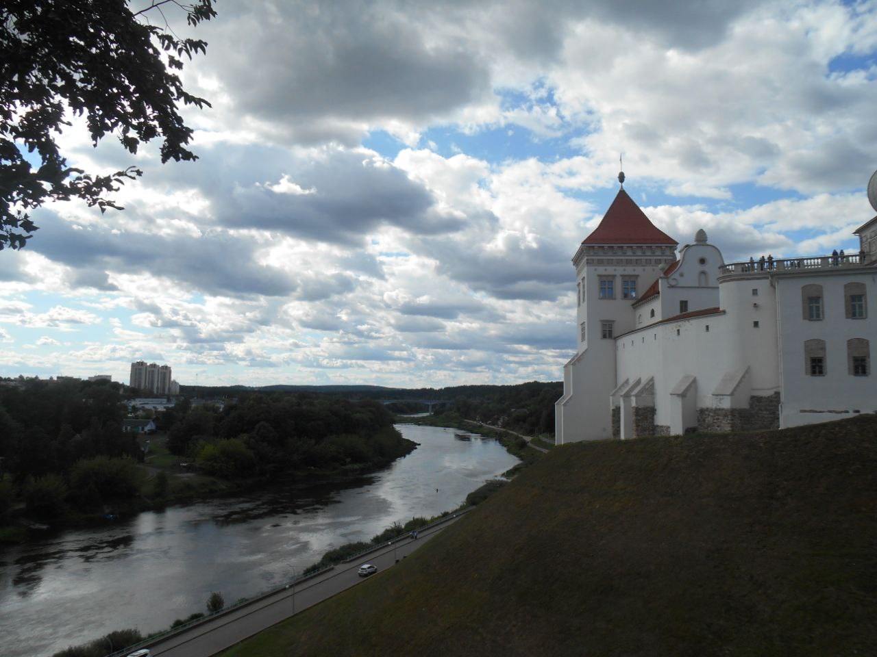 ���� ������������