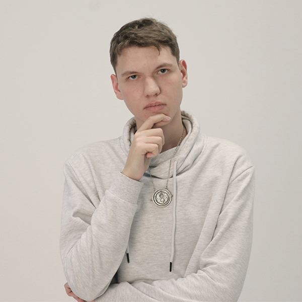 Сергей Катанов