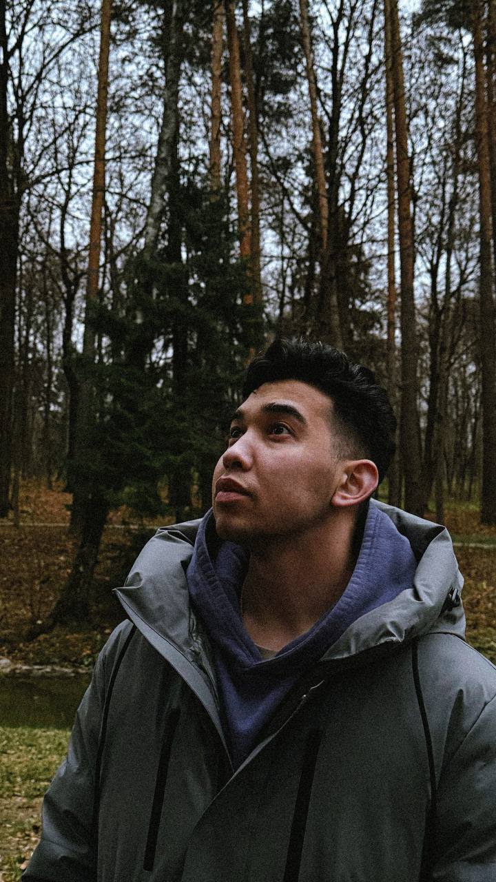 ������ ��