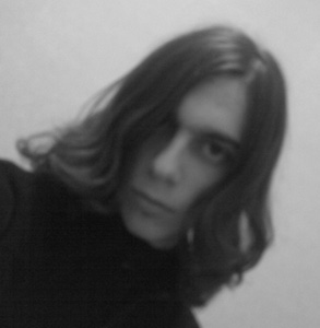 Денис Леухин