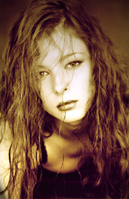 ��������