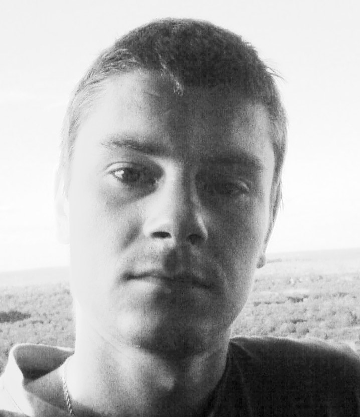 Максим Чтжавко