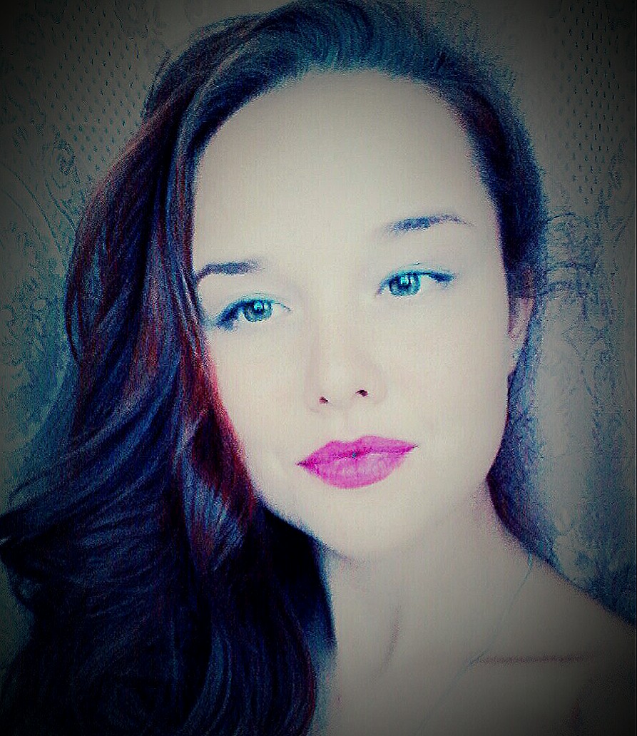 Ника Коновалова / Стихи.ру