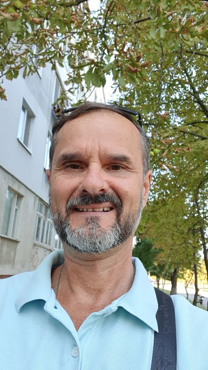 Александр Павлютин