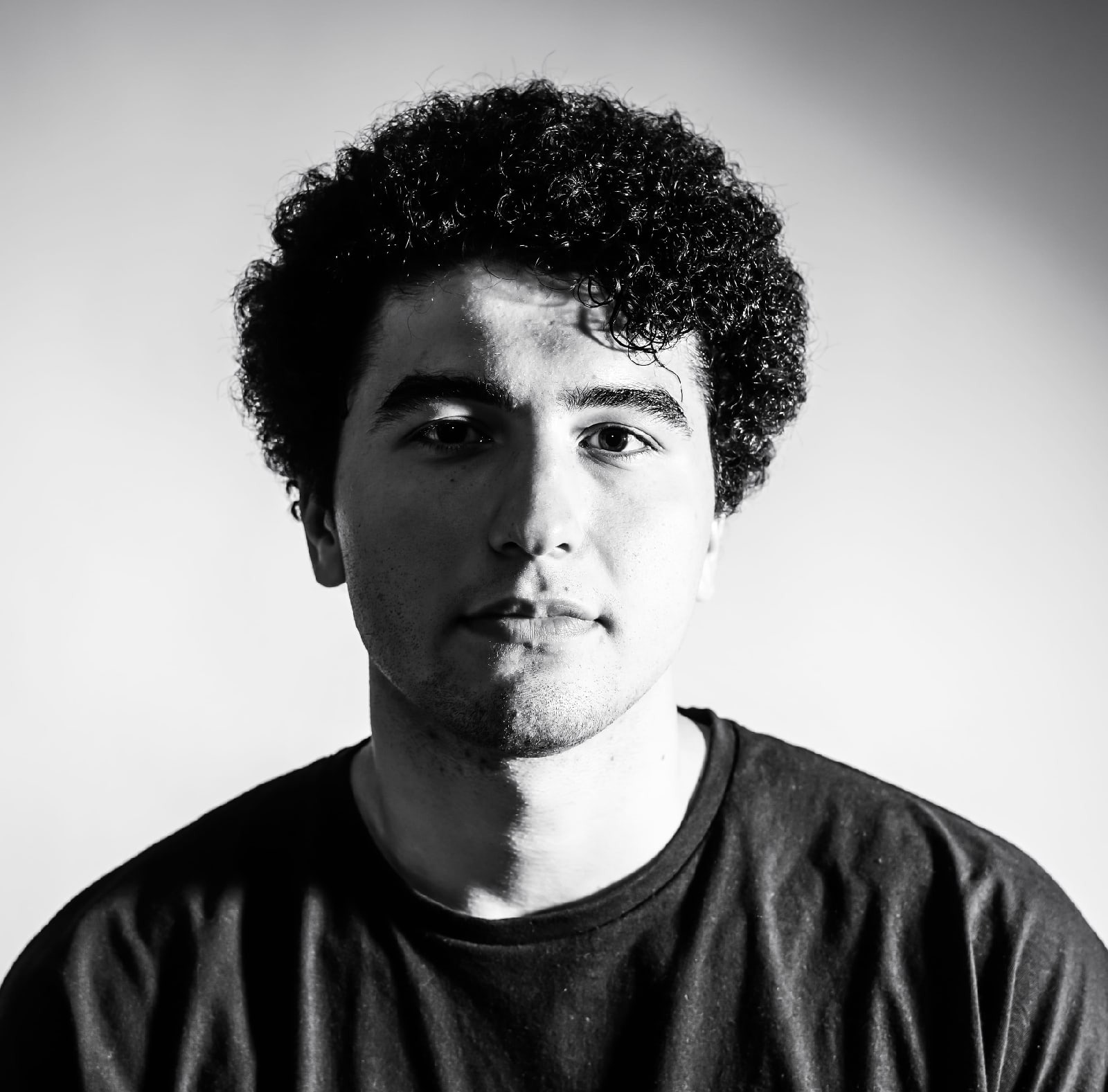 Рухшед Ганиев