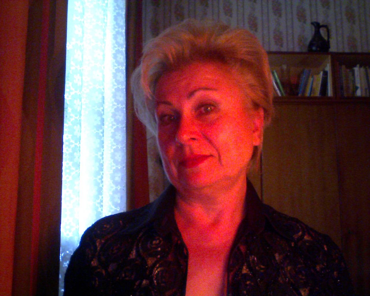 Нина Собенникова