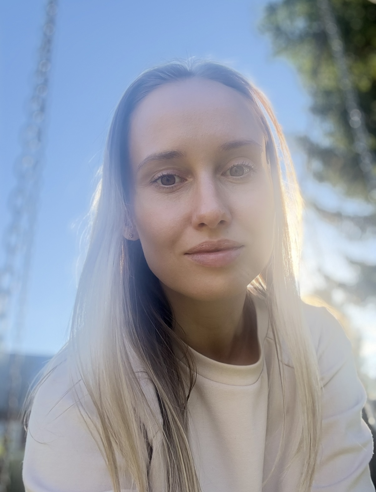 Петрова Света