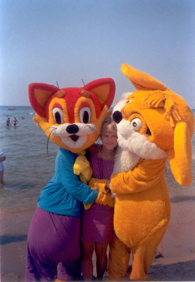 �������