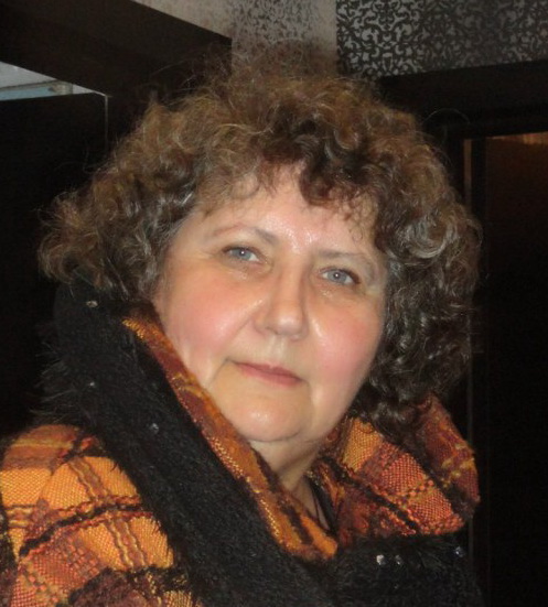 ����� ����