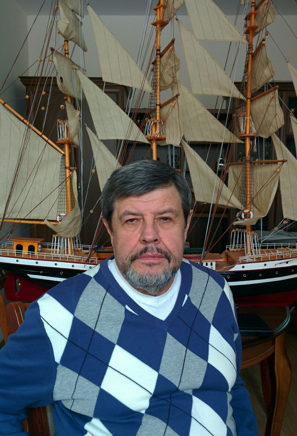 Валерий Уверский