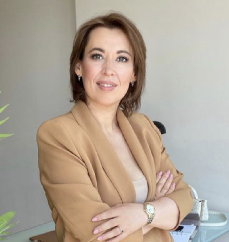 ���� ����