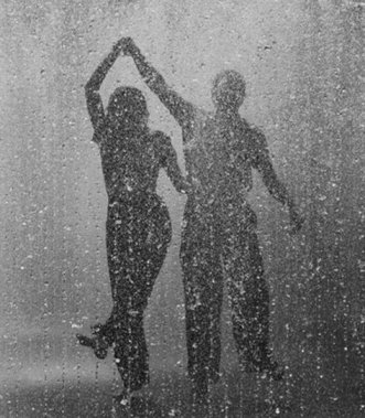 Ты далеко...