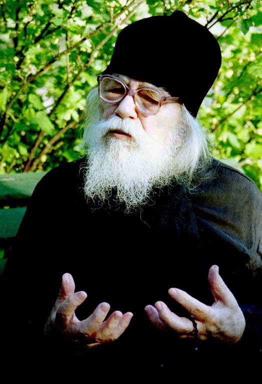 Людям свойственно