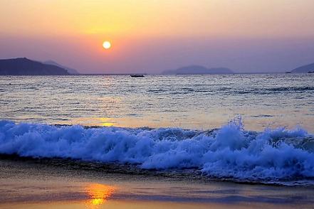 Порывы ветра вдаль уносят