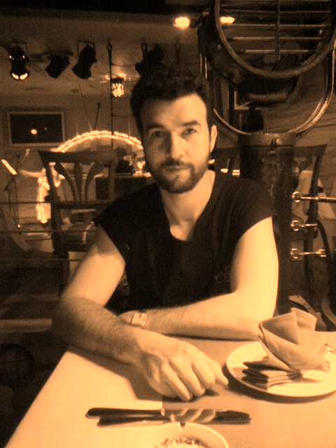 Он был вольным каменщиком...