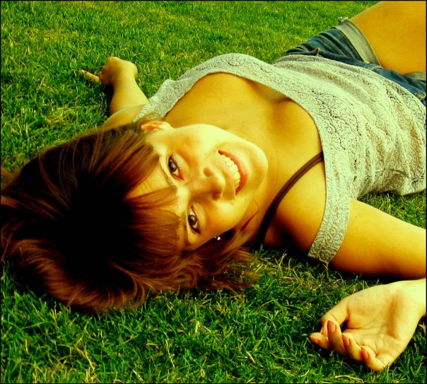 Женщина - нежный цветок