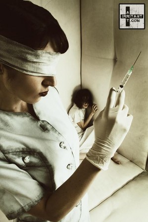 Белые палаты в жёлтом доме