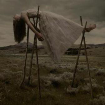 Старой сказки знакомый сюжет