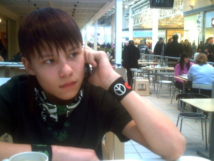 Не торопись взрослеть, малыш!