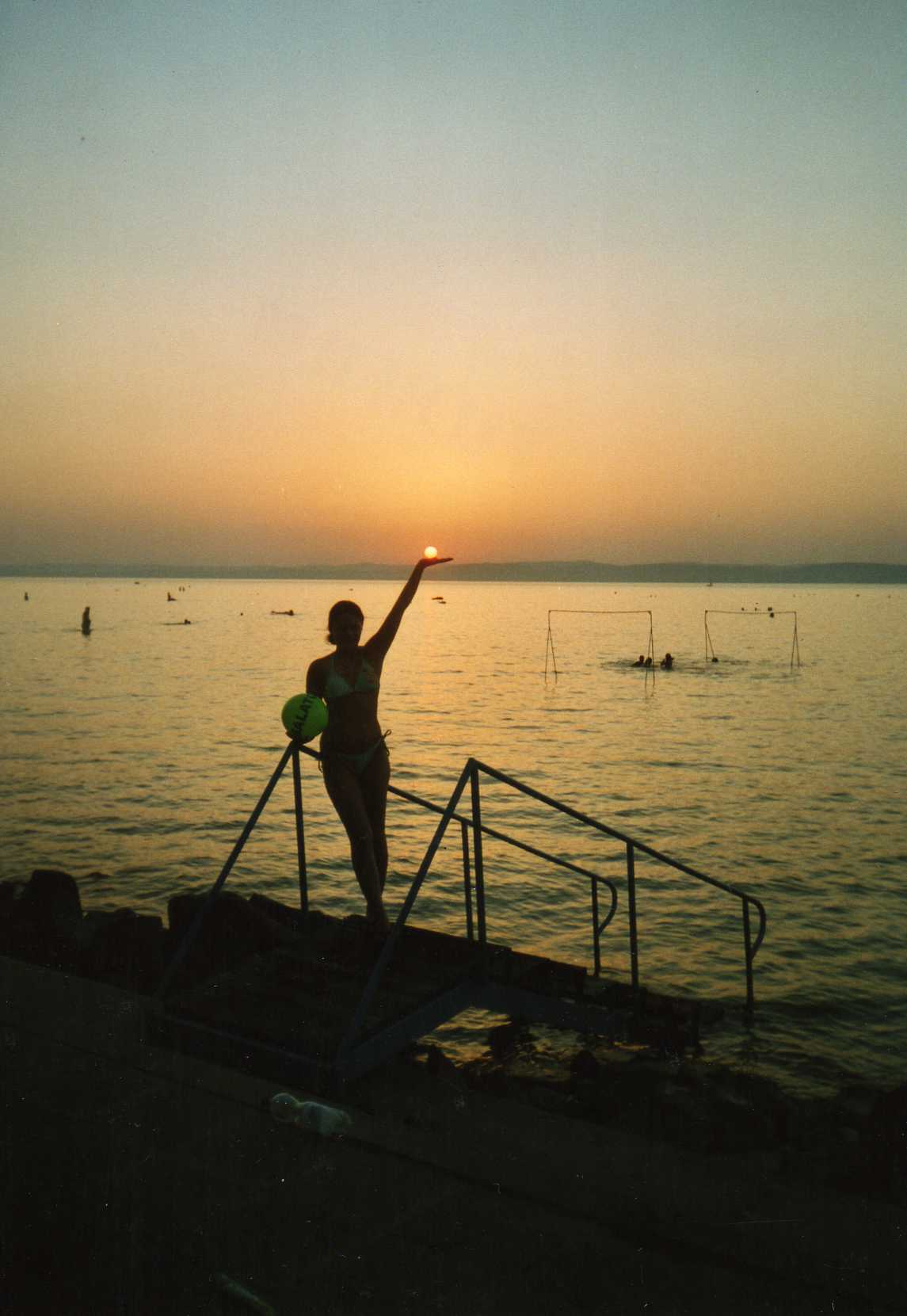 Ты опоздал, я отказала