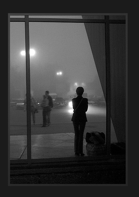 Я инопланетянка с цветными глазами