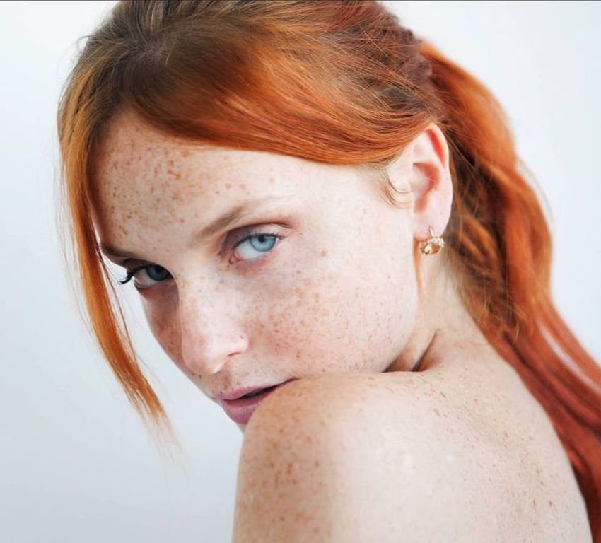 Solo domina mounth freckles
