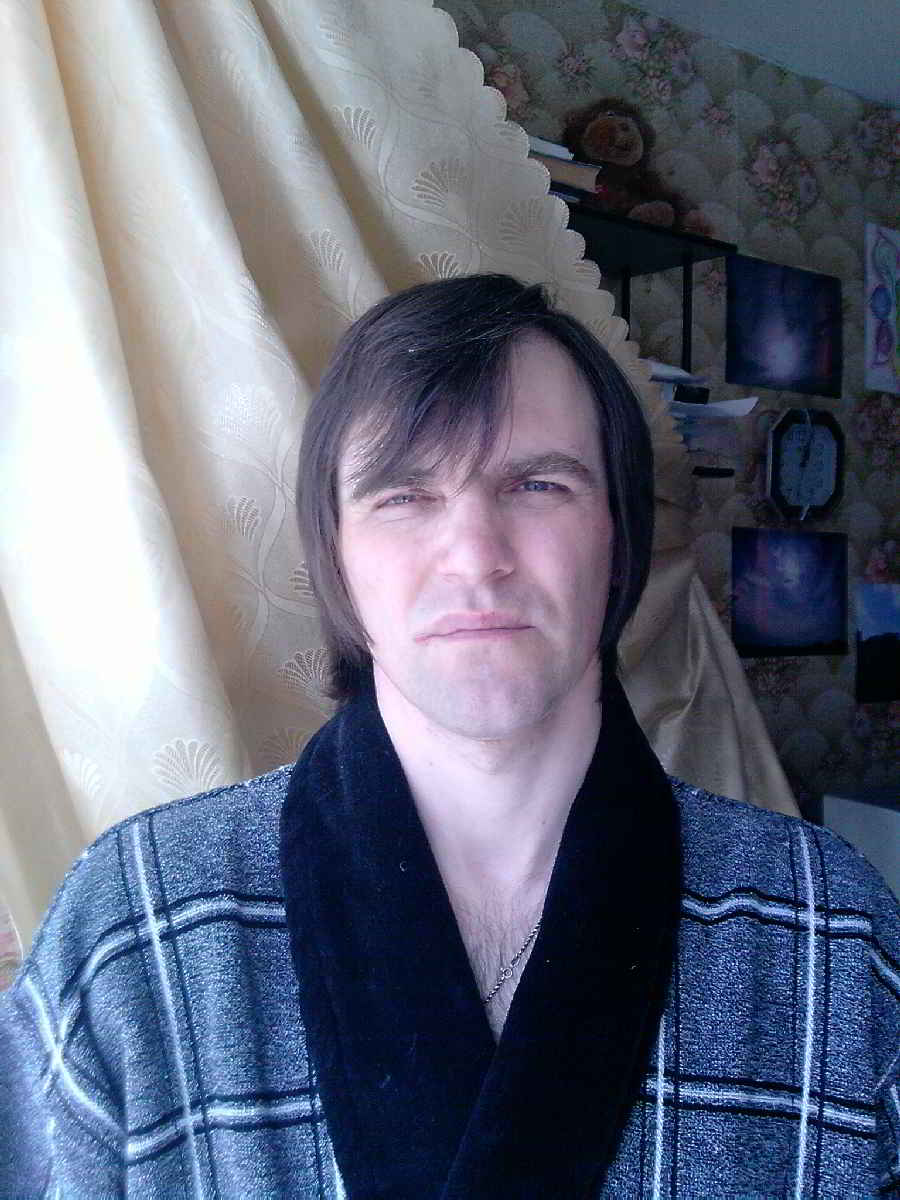 На свет из тени