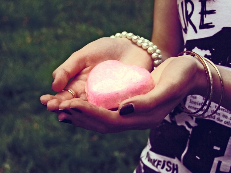 Не жди, пока пройдёт любовь