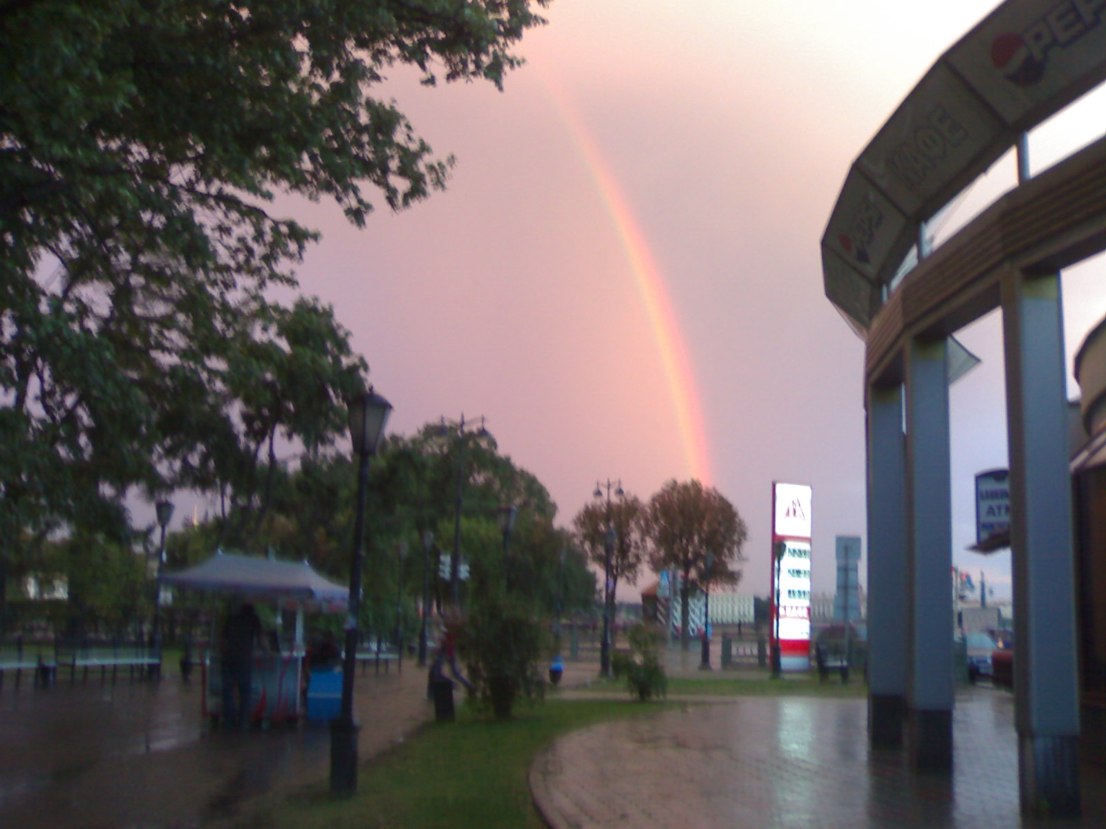 Наивный апрельский тезис