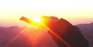 Первый лучик, лучик Божий...