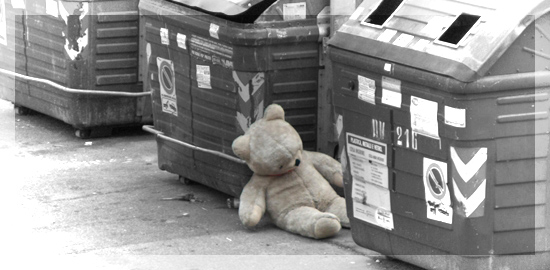 Сломана девочка, выпета песенка. Звери