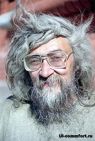 Кризис. Каждый вертится как может