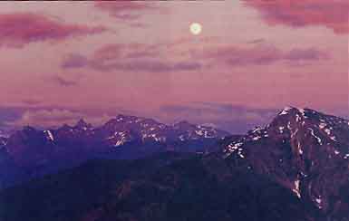 В сансаре рождений, в юдоли невзгод и скорбей