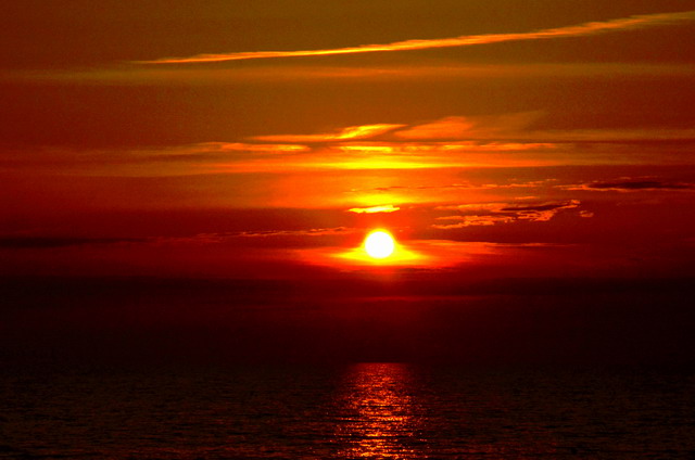 Уходят прошлого кумиры...