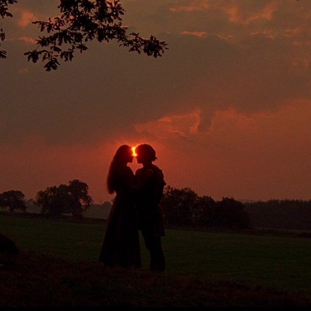 Это чувства великое счастья...