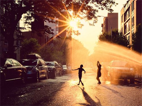 С детства познал жизни я уроки...