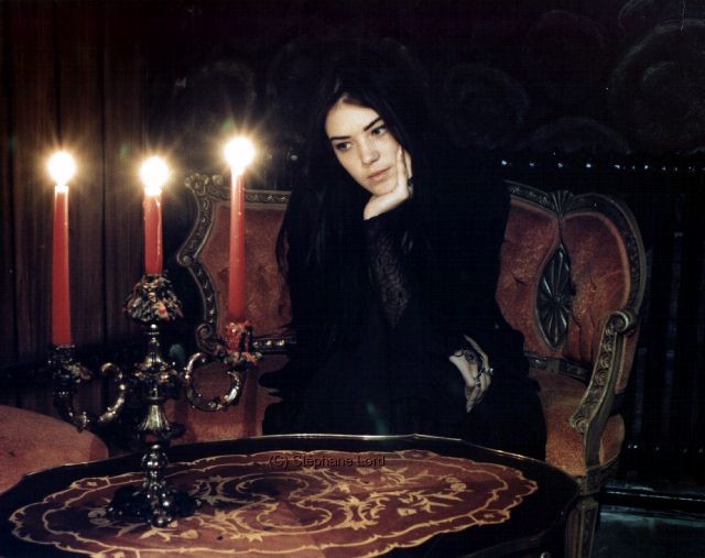 Мы на любовь с тобой обречены. Рондель